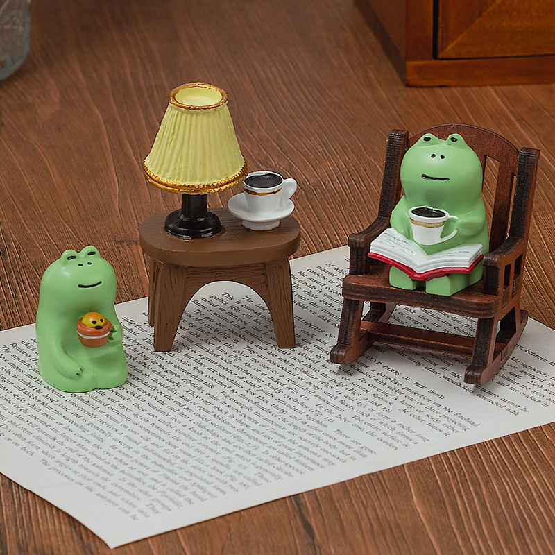 かわいい癒し系の小さな装飾品、キュートなミニカエルの樹脂製置 - Office Furniture Heaven のレビューと価格