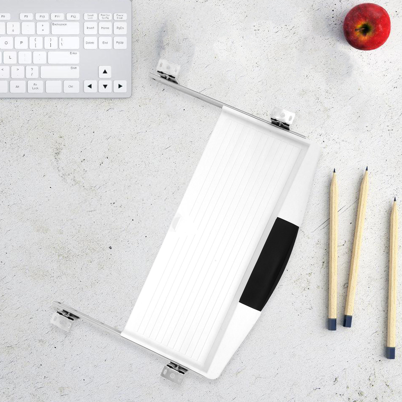 デスク下に取り付け可能な、引き出し式のキーボードトレイ。AB - Keyboard Drawer Under のレビューと価格